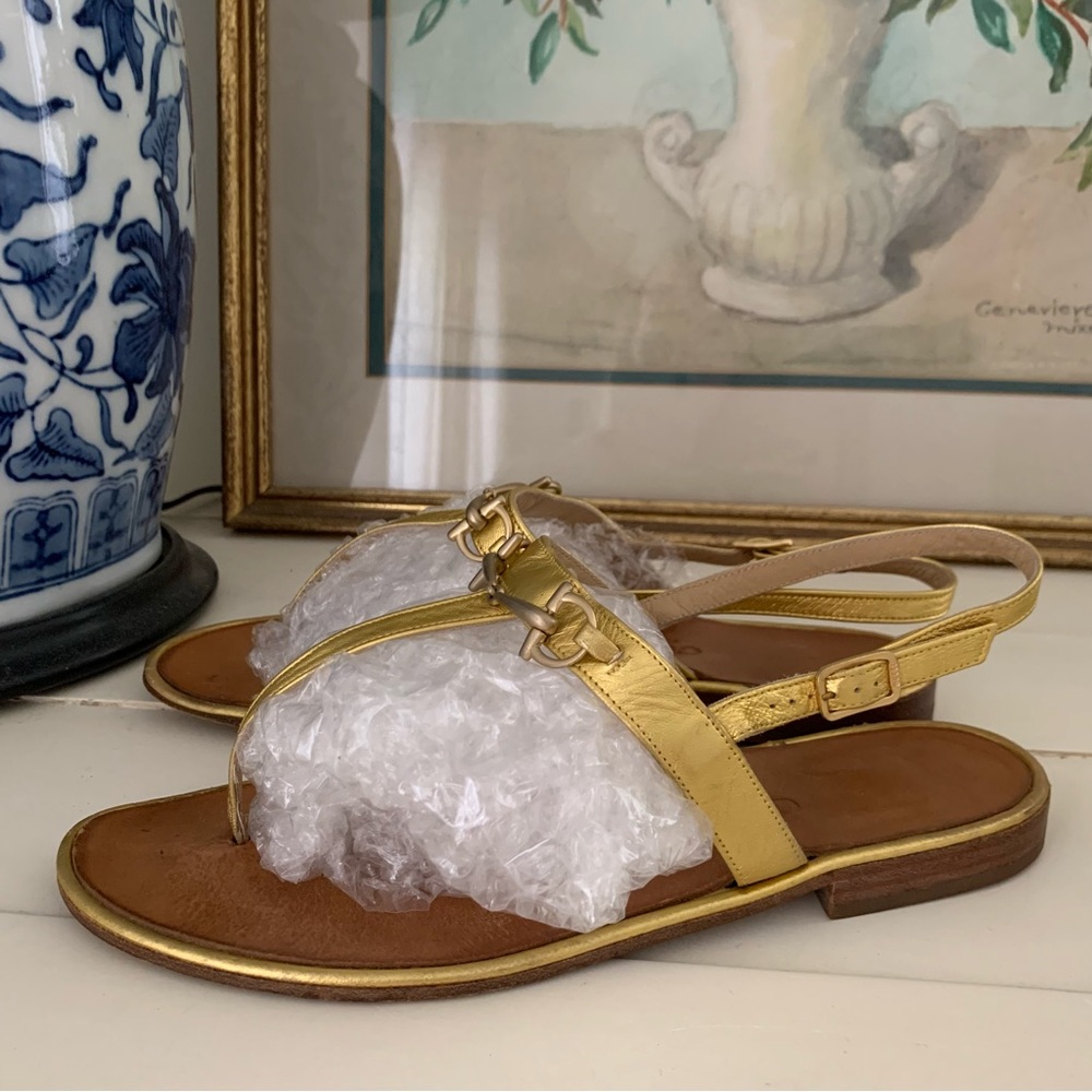 Gucci Horsebit Gold Metallic Flat Sandals - Picture 8 of 14